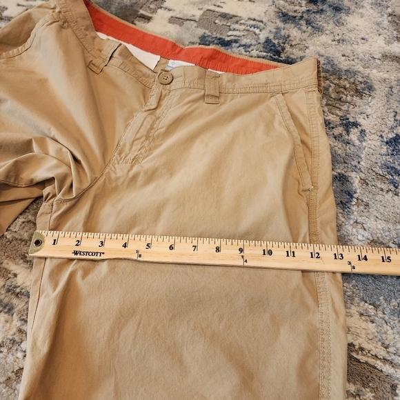 Columbia khaki shorts - Picture 5 of 13